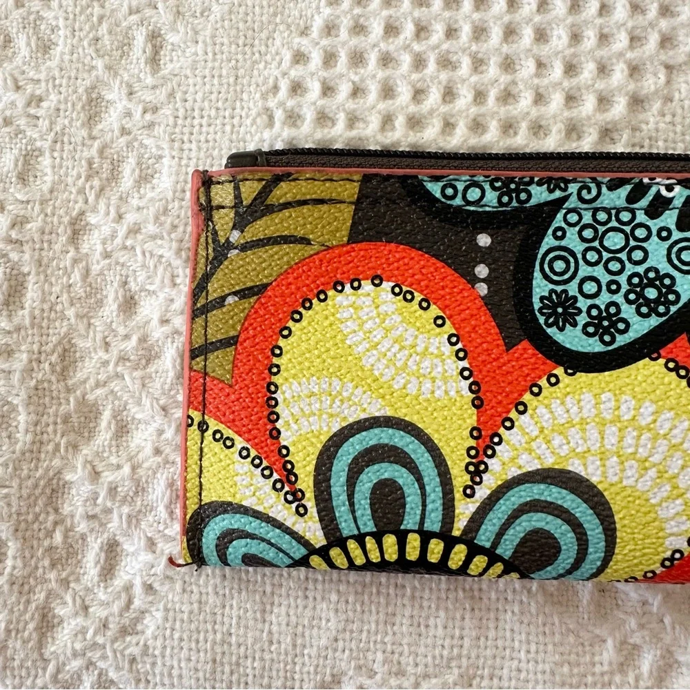 Vera Bradley Wallet Multicolor Flower Shower Floral Preppy Colorful Zip Top Card